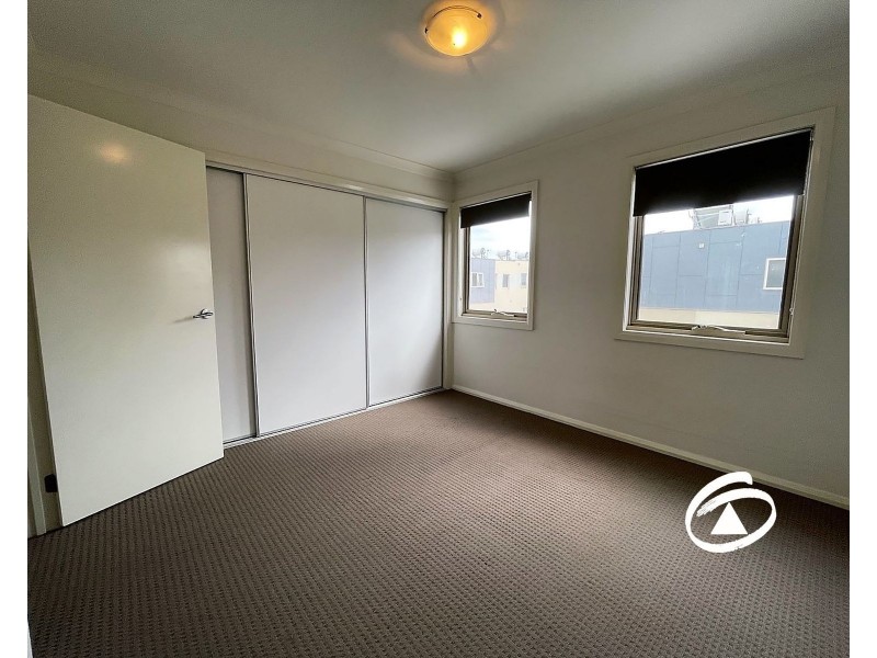 9 Annecy Lane, Pakenham VIC 3810