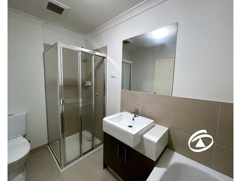 9 Annecy Lane, Pakenham VIC 3810