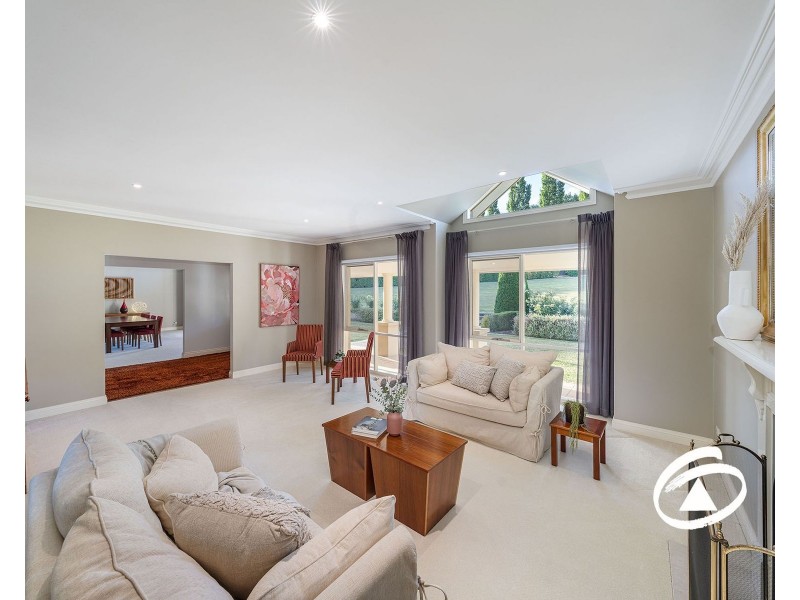 18 Farm Lane, Berwick VIC 3806