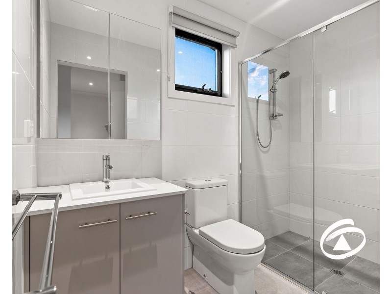 39 Willowdene Way, Berwick VIC 3806