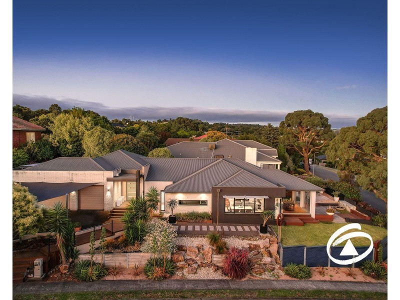 32 Shute Avenue, Berwick VIC 3806