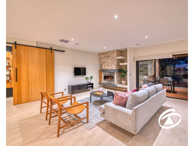 32 Shute Avenue, Berwick VIC 3806