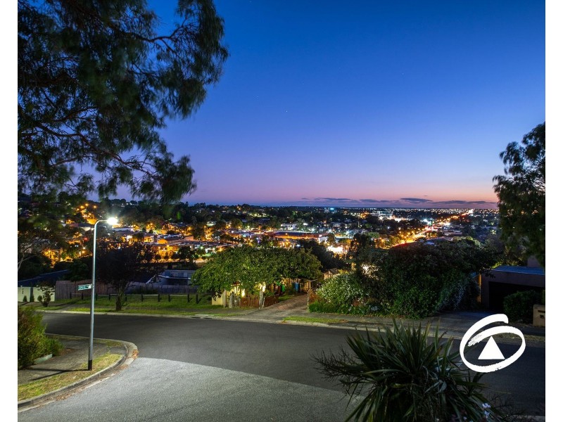 32 Shute Avenue, Berwick VIC 3806