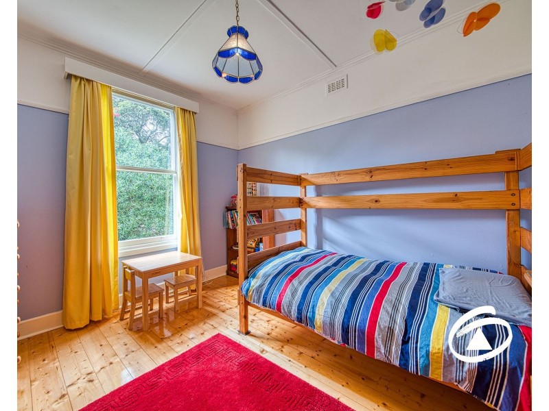 8 Nagle Crescent, Maryknoll VIC 3812