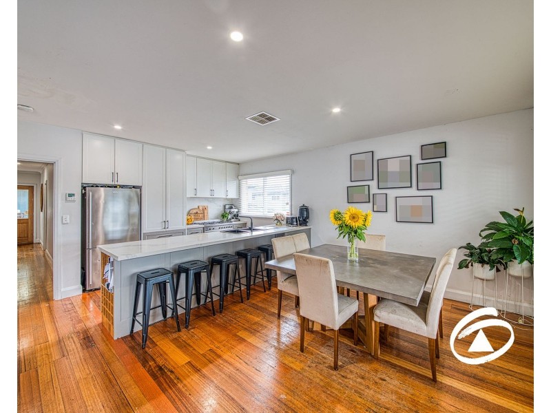 1/22 Harkaway Road, Berwick VIC 3806