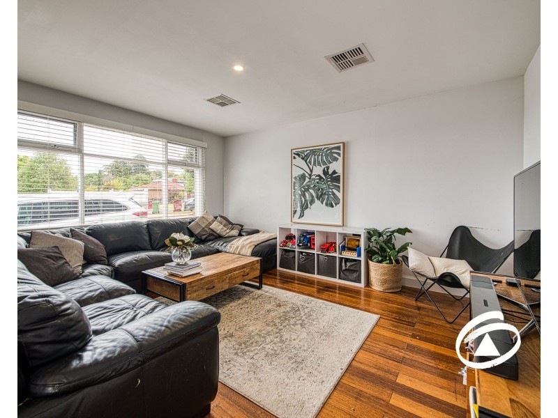 1/22 Harkaway Road, Berwick VIC 3806