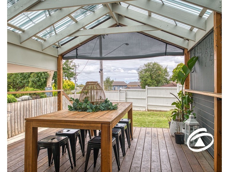 1/22 Harkaway Road, Berwick VIC 3806