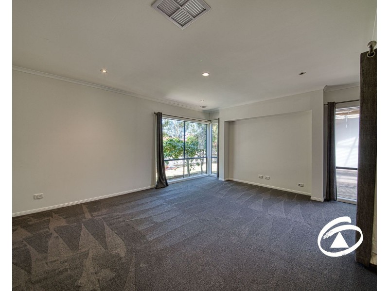 41 Jamieson Way, Berwick VIC 3806