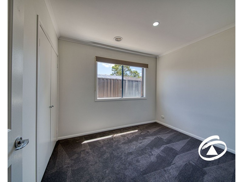 41 Jamieson Way, Berwick VIC 3806