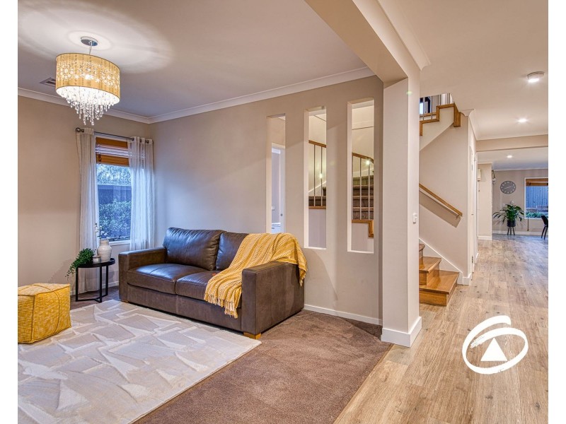 29 Renishaw Drive, Officer VIC 3809