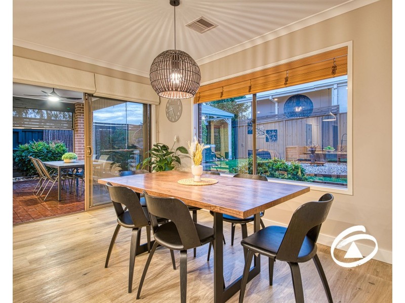 29 Renishaw Drive, Officer VIC 3809