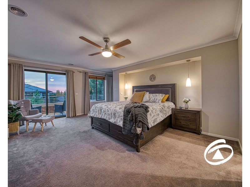 29 Renishaw Drive, Officer VIC 3809