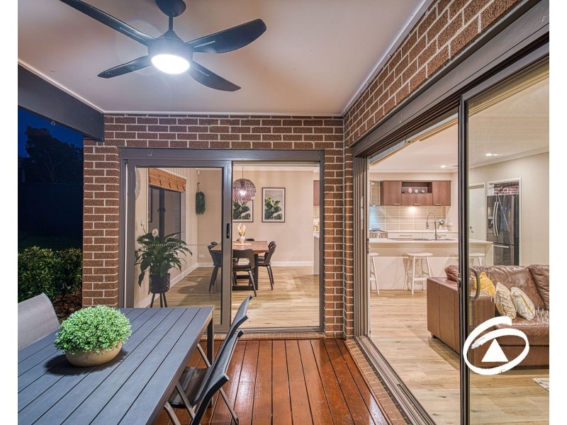 29 Renishaw Drive, Officer VIC 3809