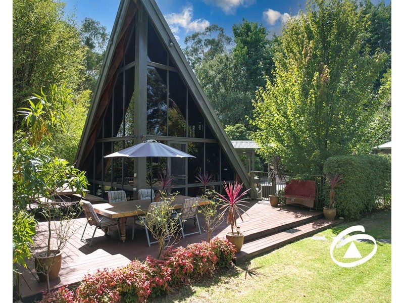 330 Bessie Creek Road, Nar Nar Goon North VIC 3812