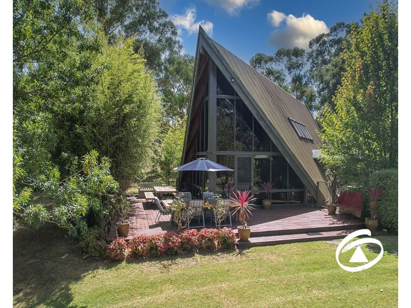 330 Bessie Creek Road, Nar Nar Goon North VIC 3812