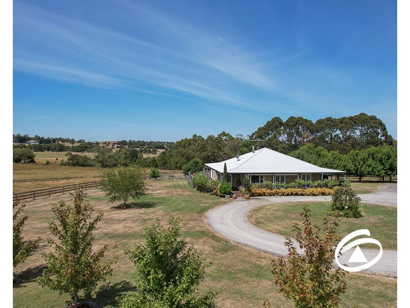 330 Bessie Creek Road, Nar Nar Goon North VIC 3812