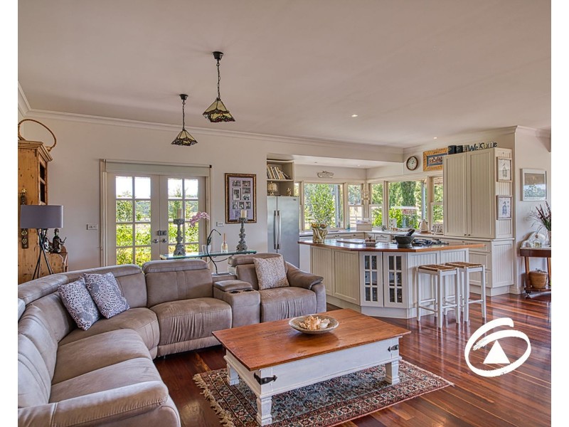 330 Bessie Creek Road, Nar Nar Goon North VIC 3812