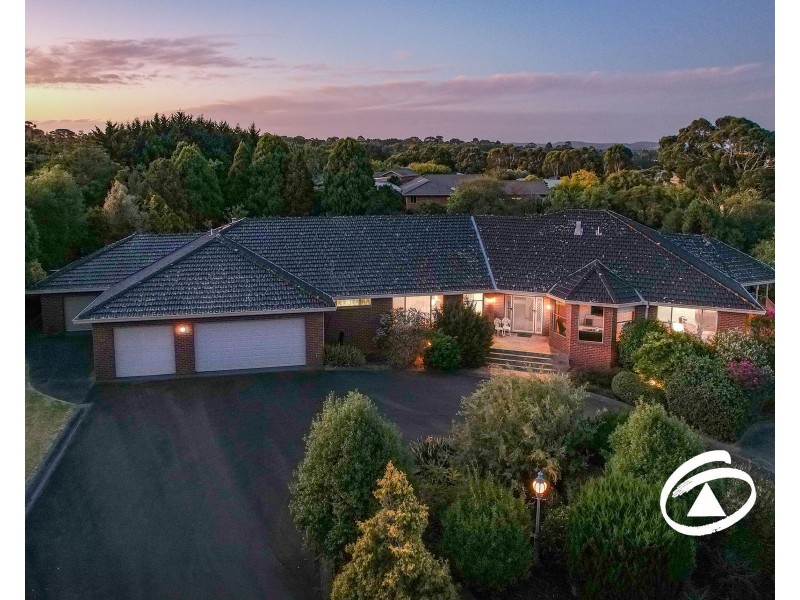 13-14 Gaskett Court, Narre Warren South VIC 3805