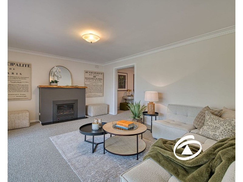 8 Shute Avenue, Berwick VIC 3806