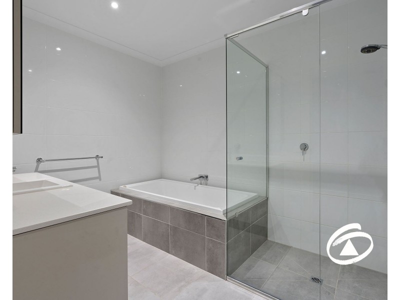 5 Willowdene Way, Berwick VIC 3806