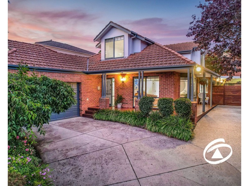 17 Newman Court, Berwick VIC 3806