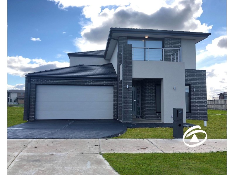 28 Speargrass Close, Clyde North VIC 3978