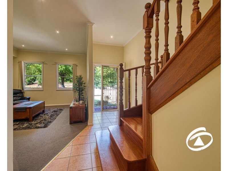 6 Reid Mews, Berwick VIC 3806