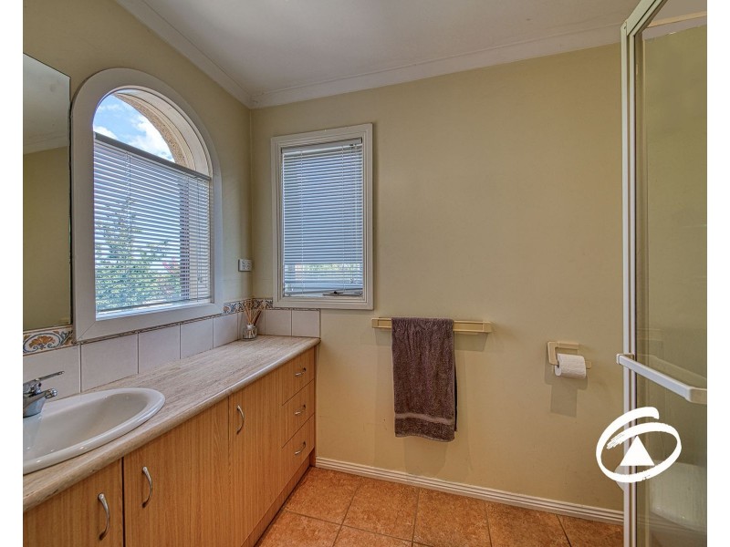 6 Reid Mews, Berwick VIC 3806