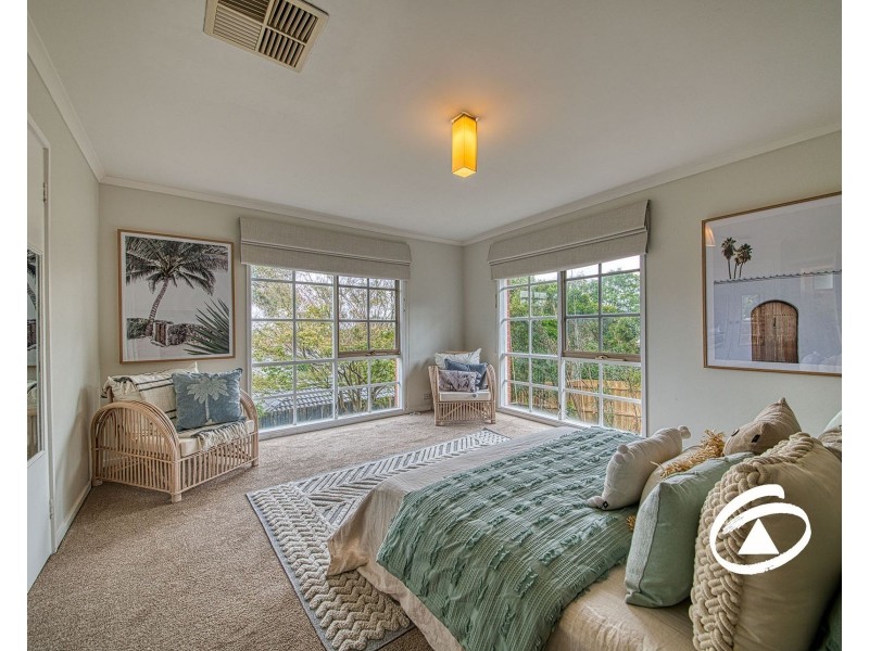 56 Lawrence Drive, Berwick VIC 3806