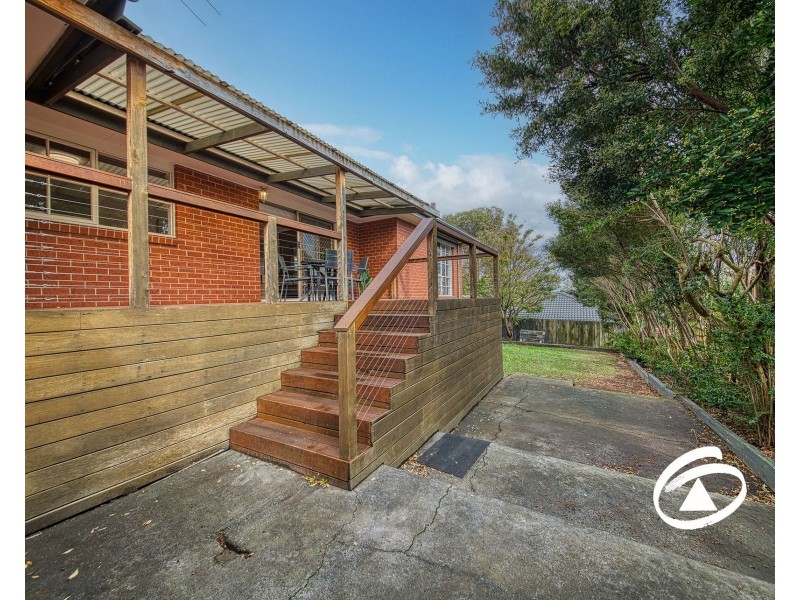 56 Lawrence Drive, Berwick VIC 3806