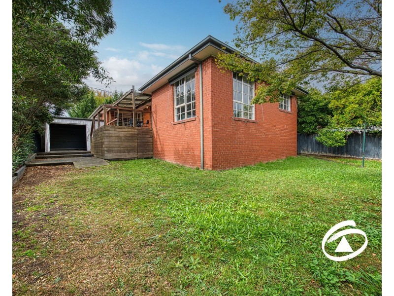 56 Lawrence Drive, Berwick VIC 3806