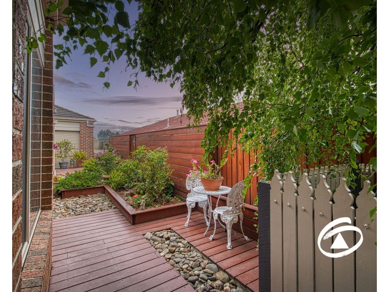 9 Sherman Court, Berwick VIC 3806