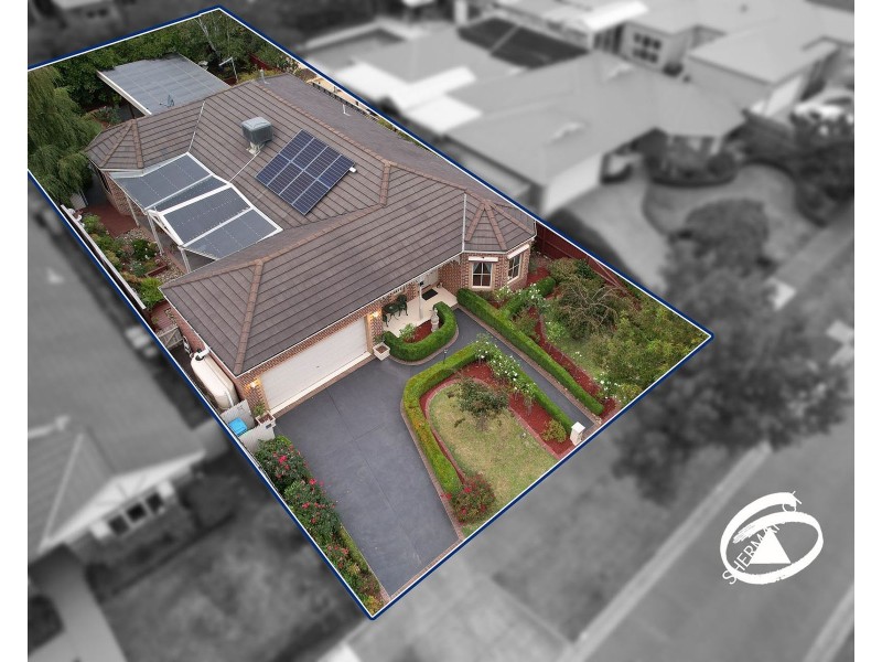 9 Sherman Court, Berwick VIC 3806