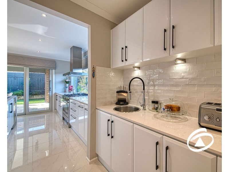 17 Levens Way, Officer VIC 3809