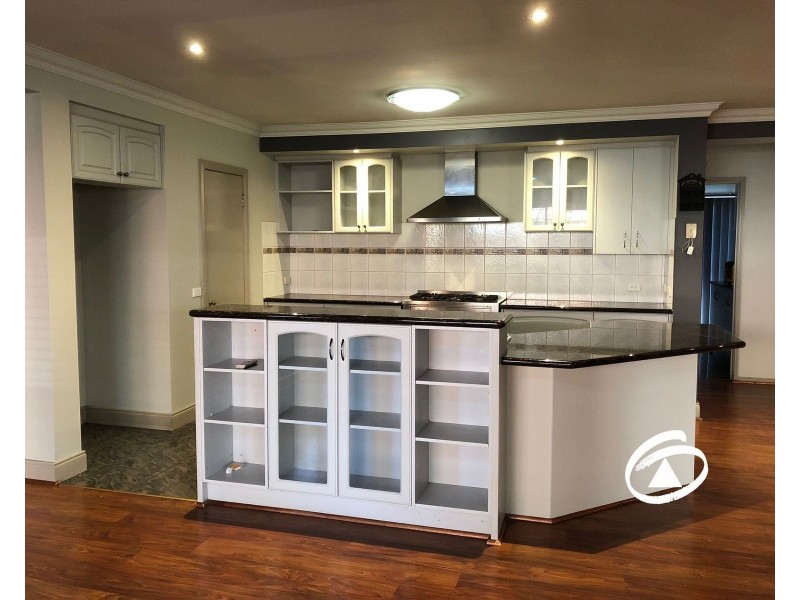 26 Cashmere Crescent, Berwick VIC 3806