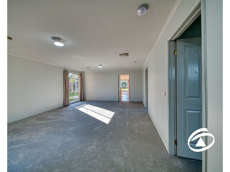 10 Tralee Circuit, Narre Warren VIC 3805