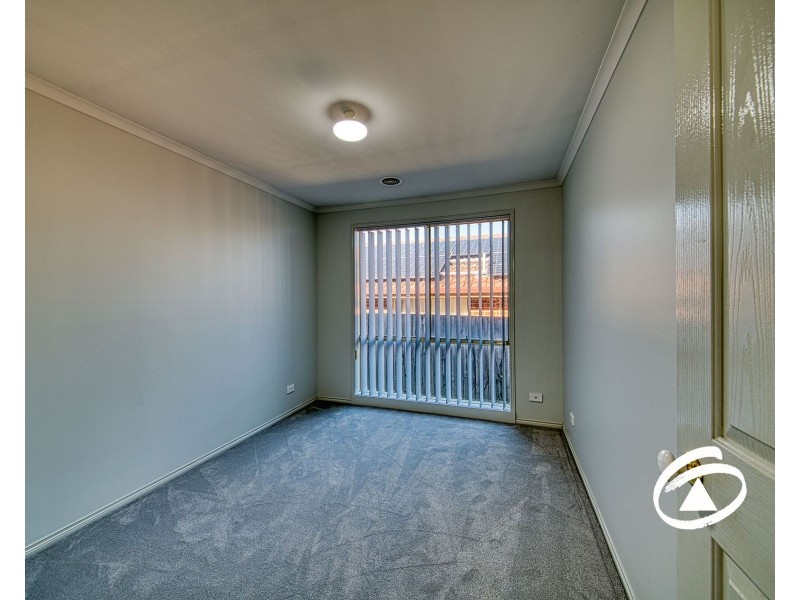 10 Tralee Circuit, Narre Warren VIC 3805