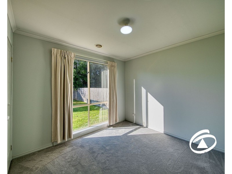 10 Tralee Circuit, Narre Warren VIC 3805