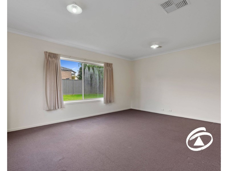 7 Sagan Drive, Cranbourne North VIC 3977