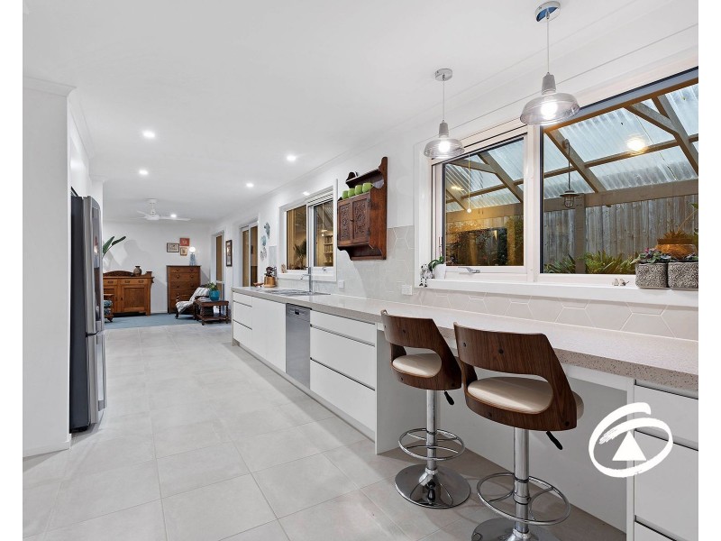 11 Amelia Close, Beaconsfield VIC 3807