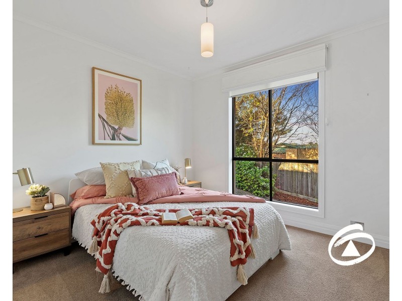 35 Kramer Drive, Berwick VIC 3806