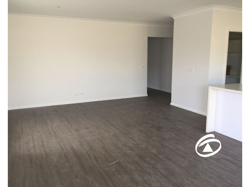 15 Yarra Street, Clyde VIC 3978
