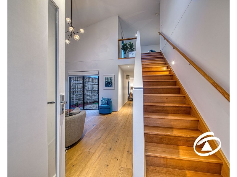 9 Willowdene Way, Berwick VIC 3806