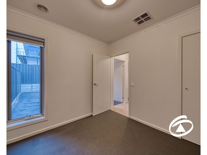 15 Caravan Parade, Berwick VIC 3806