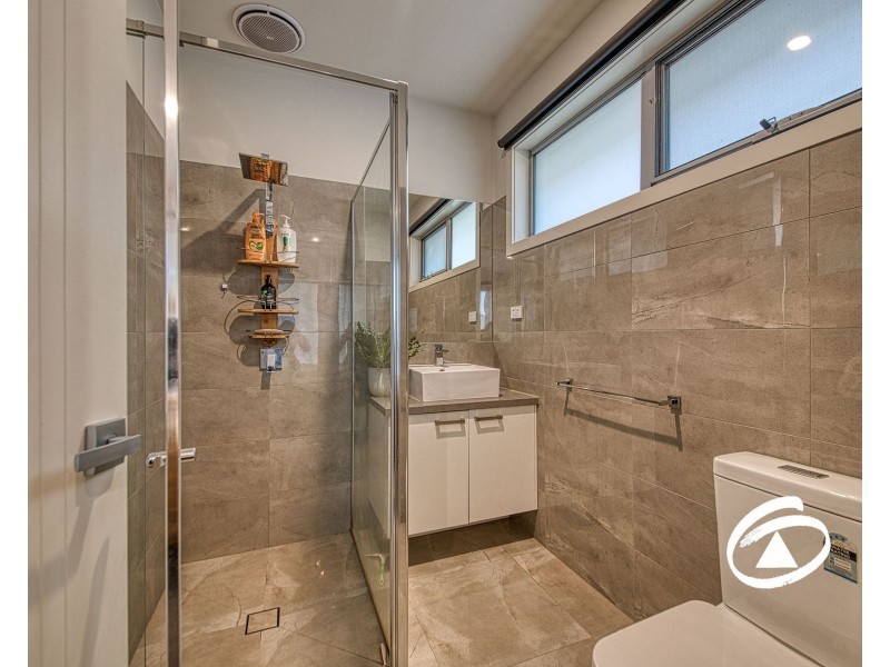 5 Pettit Close, Berwick VIC 3806