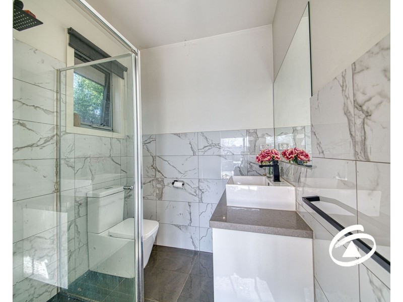 5 Pettit Close, Berwick VIC 3806