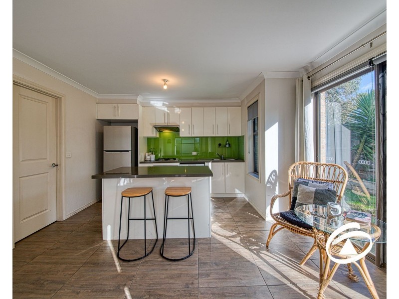 6/10-12 Innes Court, Berwick VIC 3806