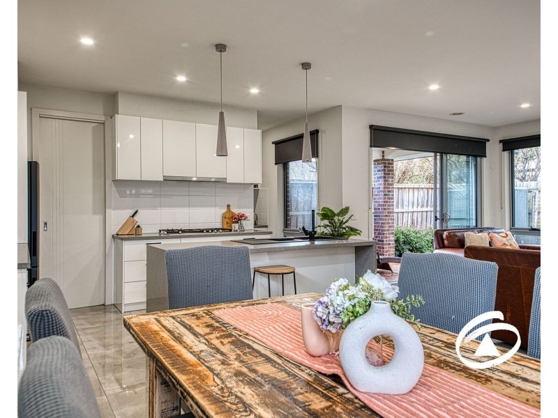 5a Pettit Close, Berwick VIC 3806