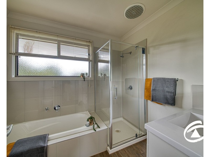 7/10-12 Innes Crt, Berwick VIC 3806