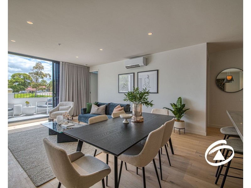 102/9 Gloucester Avenue, Berwick VIC 3806